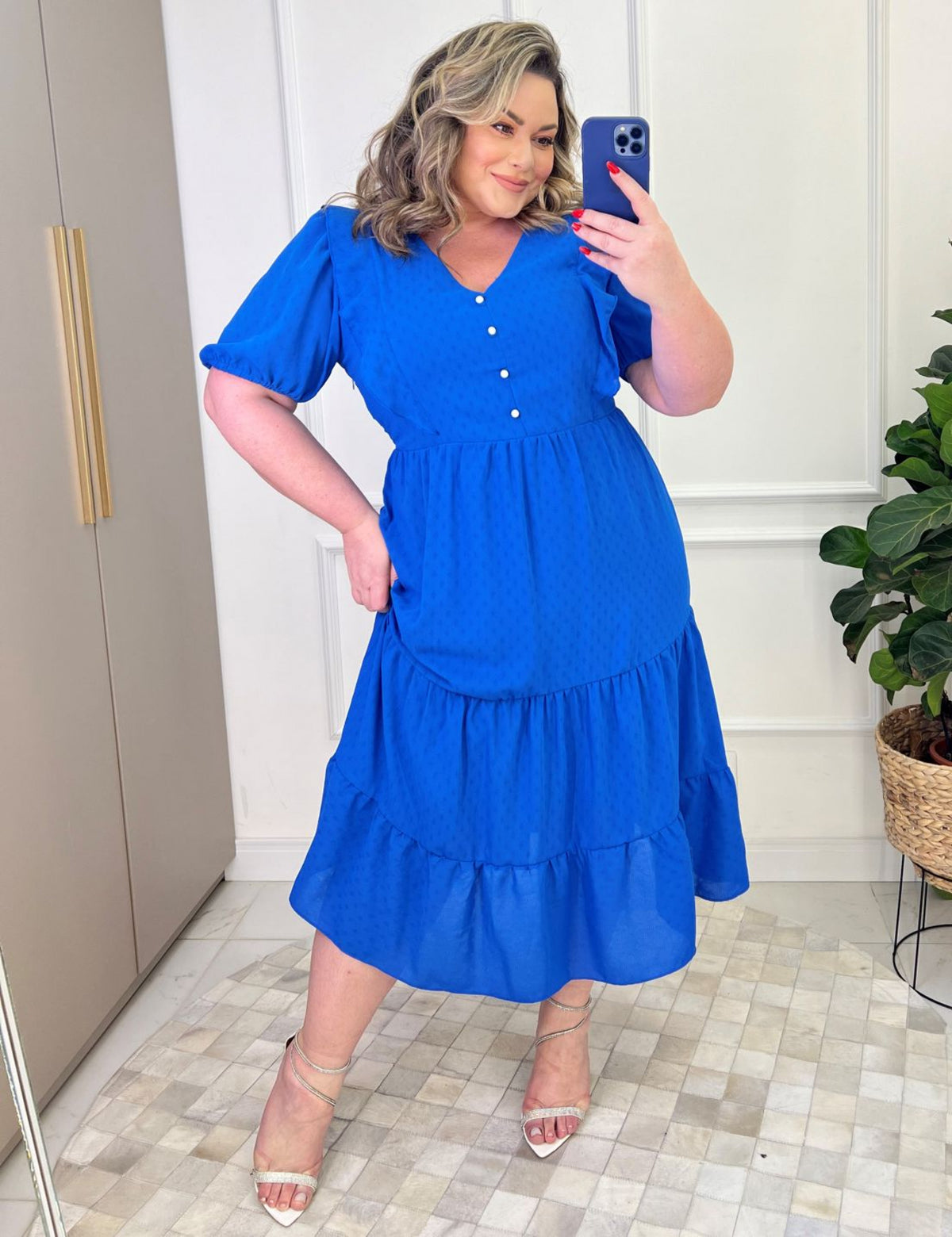 VESTIDO MIDI CREPE COM TEXTURA